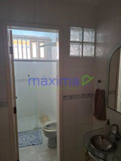 Casa Para Vender com 10 quartos 2 suítes no bairro Farolândia em Aracaju!