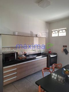 Casa Para Vender com 04 quartos 01 suítes no bairro Suíssa em Aracaju