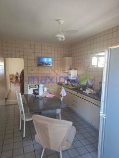 Casa Para Vender com 5 quartos 3 suítes no bairro Jabotiana em Aracaju