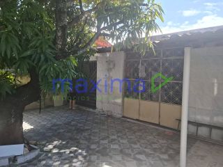 Casa Para Vender com 5 quartos 3 suítes no bairro Jabotiana em Aracaju