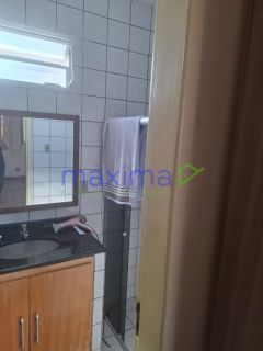 Casa Para Vender com 5 quartos 3 suítes no bairro Jabotiana em Aracaju
