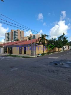 Casa à Venda – Coroa do Meio