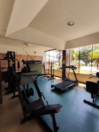 Apartamento à Venda no Edifício Olímpio Campos – Vista Deslumbrante para o Rio e Mar
