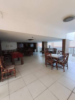 Apartamento à Venda no Edifício Olímpio Campos – Vista Deslumbrante para o Rio e Mar