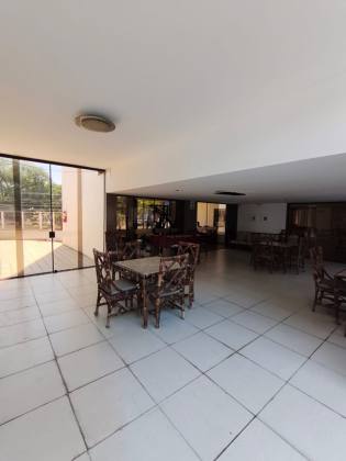 Apartamento à Venda no Edifício Olímpio Campos – Vista Deslumbrante para o Rio e Mar