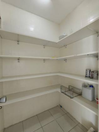 Apartamento à Venda no Edifício Olímpio Campos – Vista Deslumbrante para o Rio e Mar