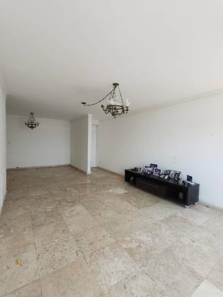 Apartamento à Venda no Edifício Olímpio Campos – Vista Deslumbrante para o Rio e Mar