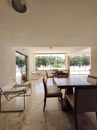 Apartamento à Venda no Edifício Olímpio Campos – Vista Deslumbrante para o Rio e Mar