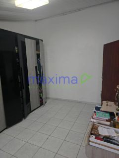 Casa de Esquina na Avenida Principal do Eduardo Gomes!