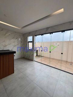 Casa à Venda no Condomínio Maluí Residence