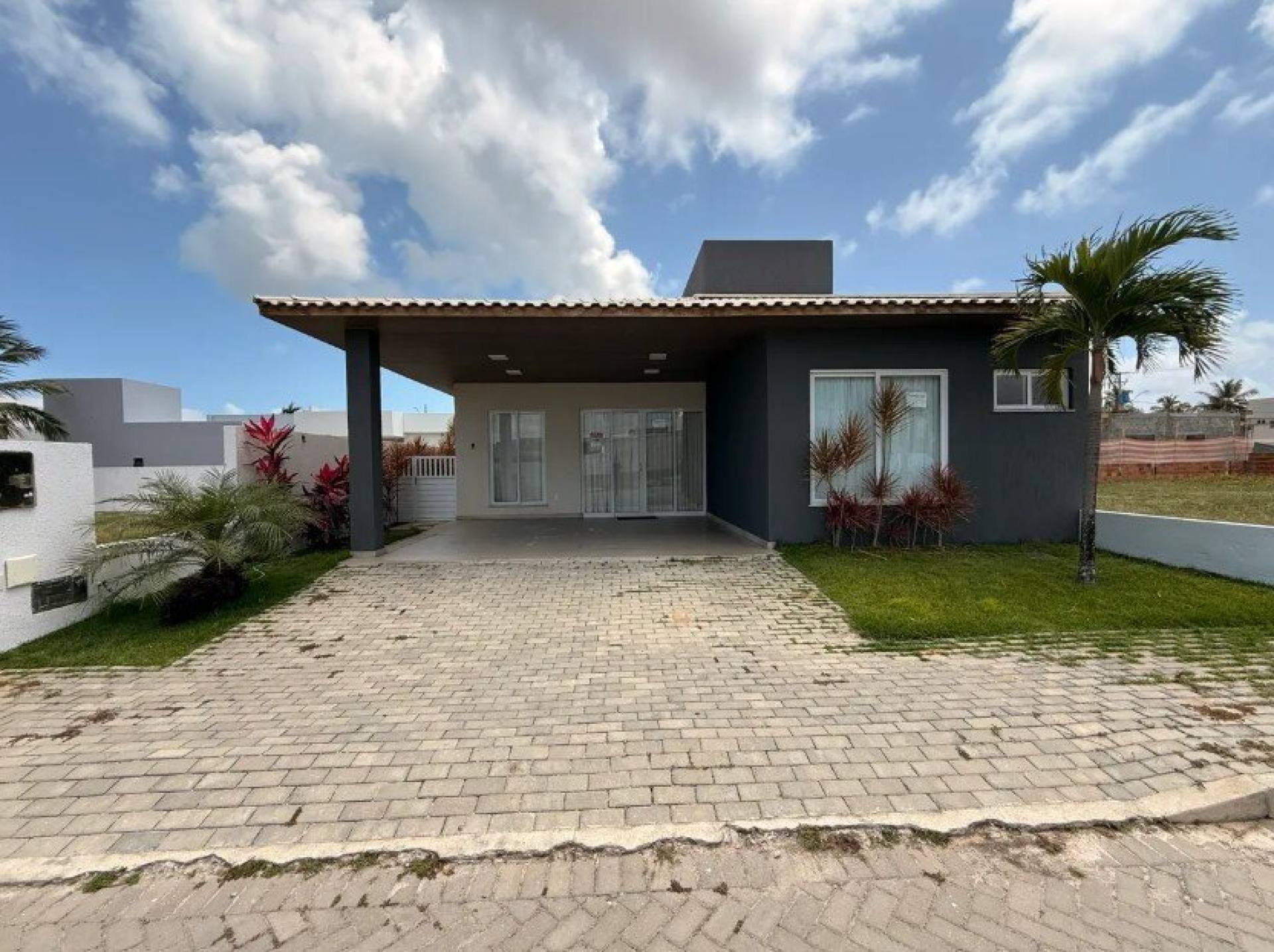 Casa Térrea de Alto Padrão no Maluí Residence – Barra dos Coqueiros/SE