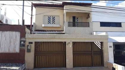 Linda Casa Duplex à Venda no Bairro Cirurgia