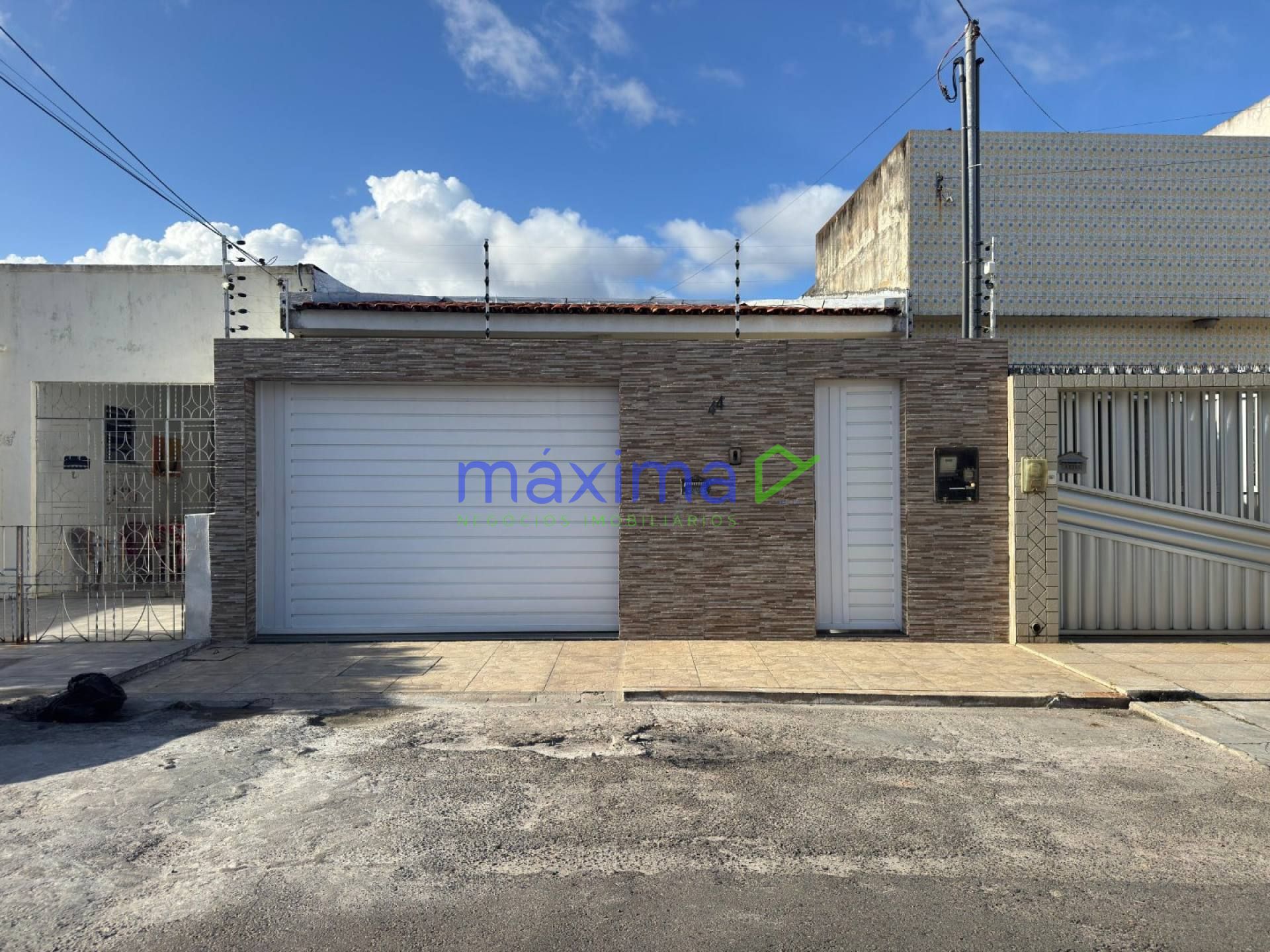 Linda Casa à Venda no Suissa - Excelente Localização