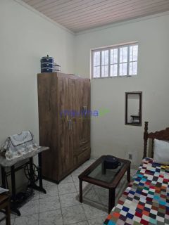 CASA AMPLA E BEM LOCALIZADA NO SANTO ANTÔNIO