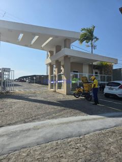 APARTAMENTO NO CONDOMÍNIO TENISSON FONTES DE SOUZA