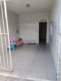 Casa com ponto comercial no conjunto Orlando Dantas