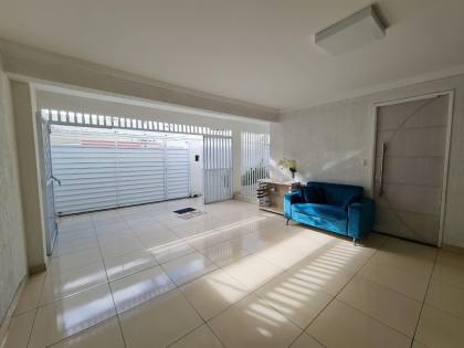 Casa à venda no Residencial Recanto Das Mangabeiras.