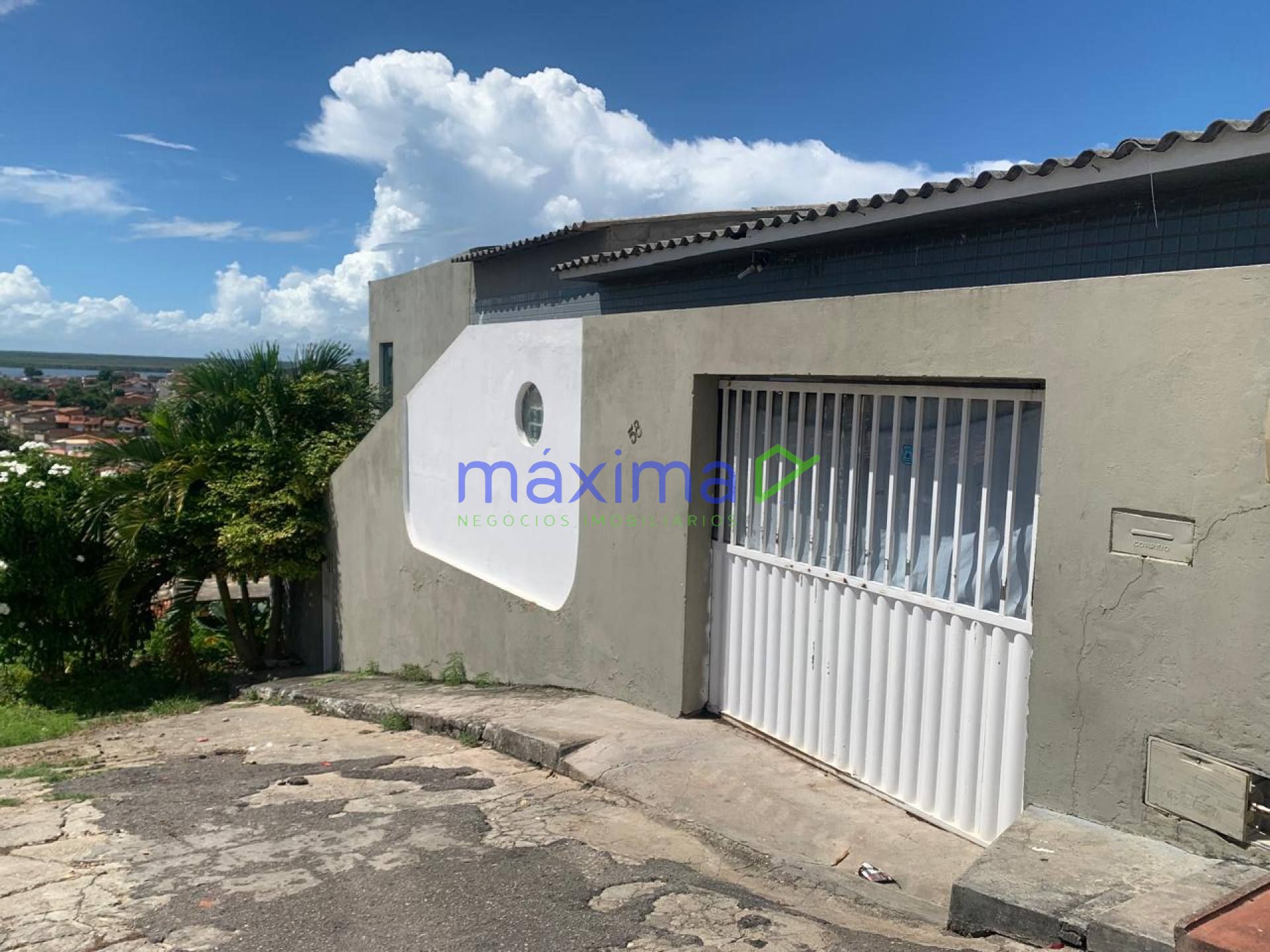 Casa para alugar próximo ao Hospital universitário