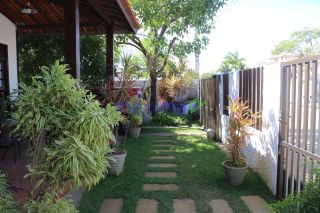 CASA NO CONDOMÍNIO ROTA DO SOL