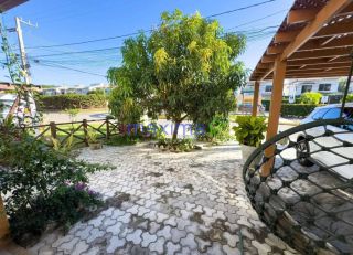 Casa à Venda no Condomínio Dermerval Matos – Atalaia