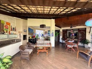 Casa de Alto Padrão à Venda no Condomínio Maria Rezende Machado