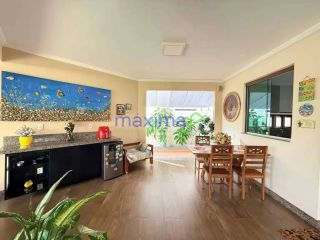 Casa de Alto Padrão à Venda no Condomínio Maria Rezende Machado