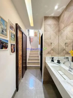 Casa de Alto Padrão à Venda no Condomínio Maria Rezende Machado