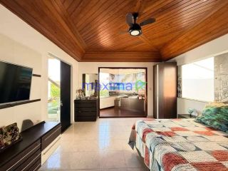 Casa de Alto Padrão à Venda no Condomínio Maria Rezende Machado