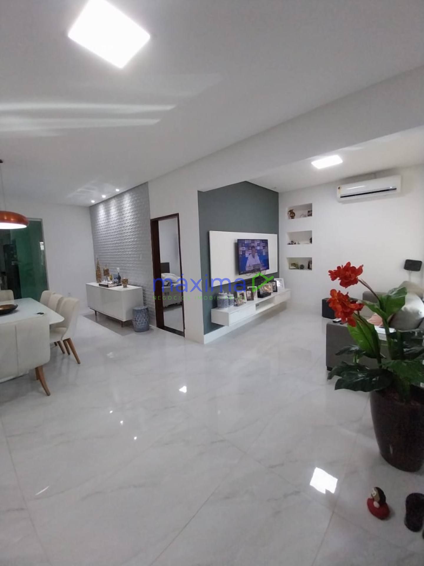 Casa mobíliada disponível para locação, bairro aeroporto