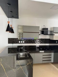 CASA À VENDA NA CIDADE DE BOQUIM