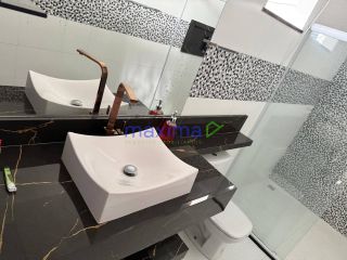 CASA À VENDA NA CIDADE DE BOQUIM