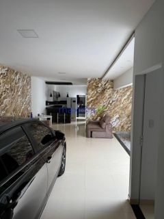 CASA À VENDA NA CIDADE DE BOQUIM