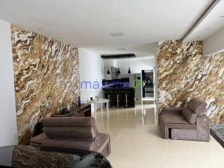 CASA À VENDA NA CIDADE DE BOQUIM