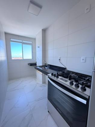 Vende-se apartamento Torres do Farol