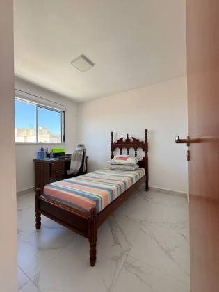 Vende-se apartamento Torres do Farol