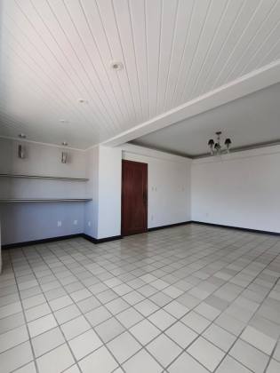 Apartamento para Venda ou Locação no Condomínio Baraúna – Grageru