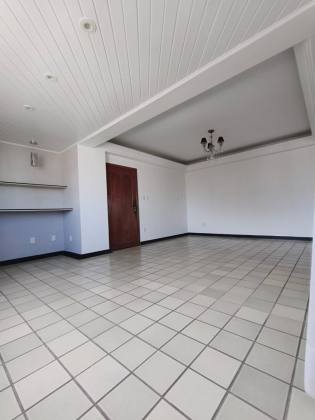 Apartamento para Venda ou Locação no Condomínio Baraúna – Grageru