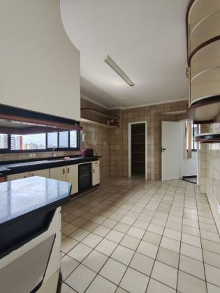 Apartamento para Venda ou Locação no Condomínio Baraúna – Grageru