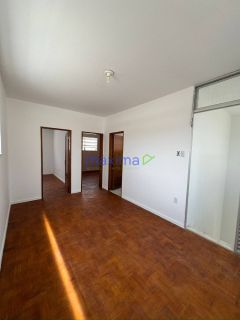 Casa Duplex à Venda na 13 de Julho – Excelente para Moradia ou Comercial