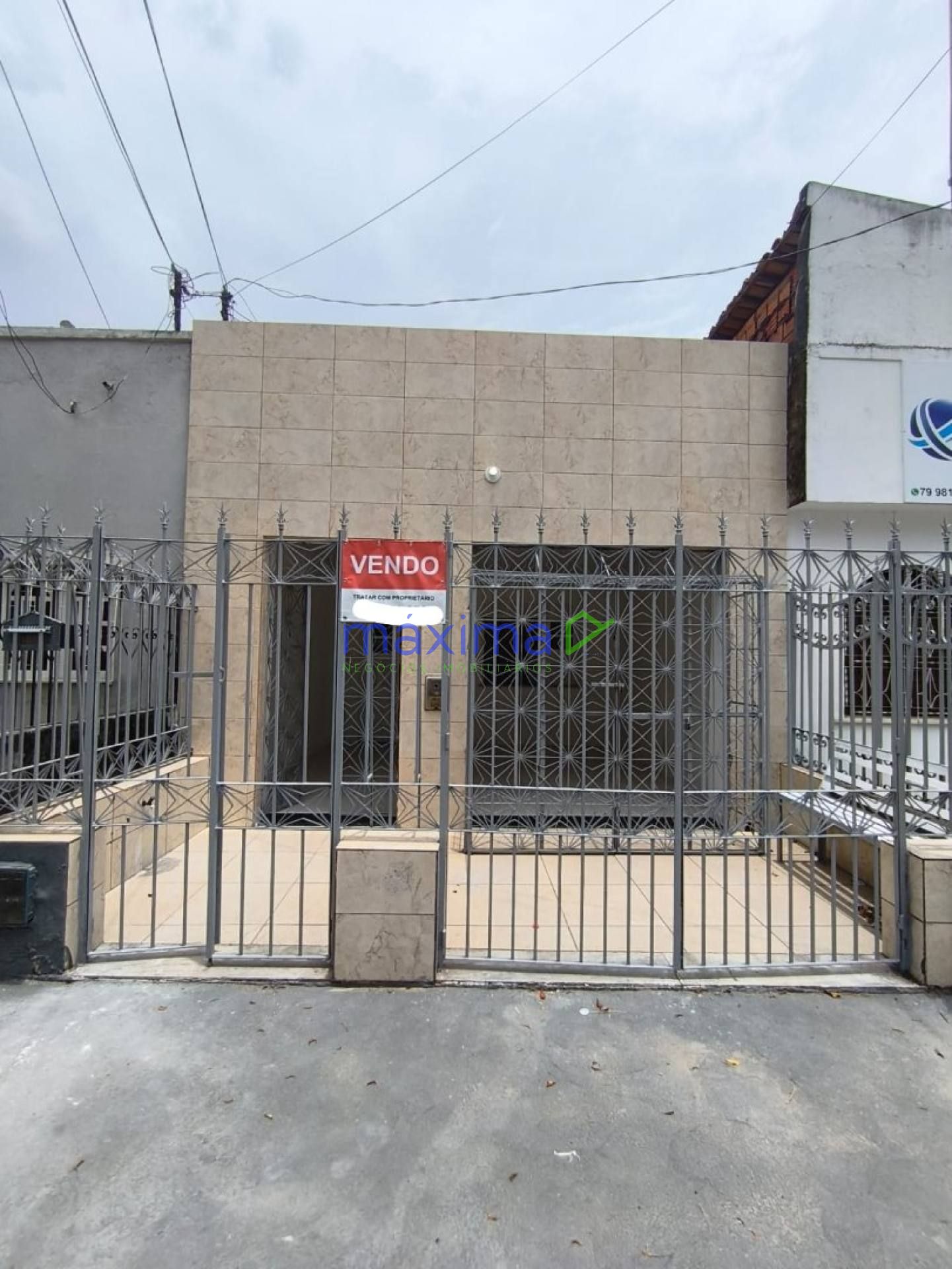 CASA REFORMADA NO SIQUEIRA CAMPOS