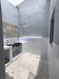 CASA REFORMADA NO SIQUEIRA CAMPOS