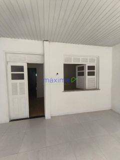 CASA REFORMADA NO SIQUEIRA CAMPOS