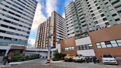 Vendo Ap 3/4 - Cond. Le Vert Boulevard - (Farolândia) - Aracaju-Se