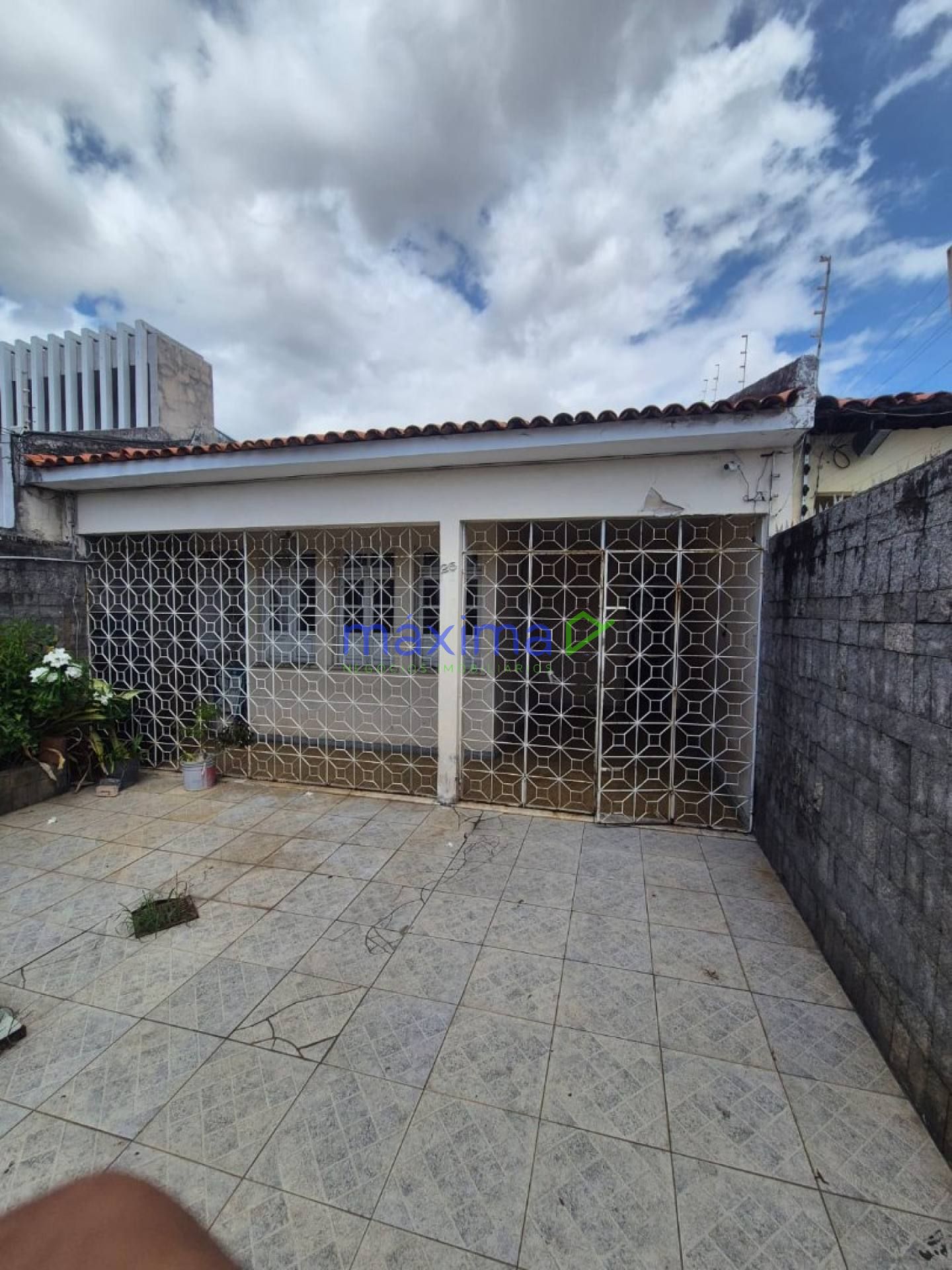 CASA À VENDA NO SALGADO FILHO