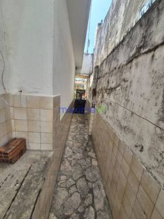 CASA À VENDA NO SALGADO FILHO