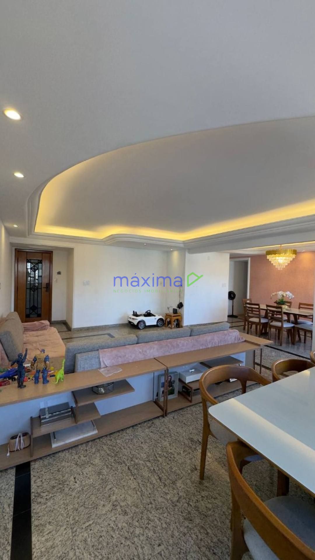 Apartamento à venda no Condomínio Biarritz