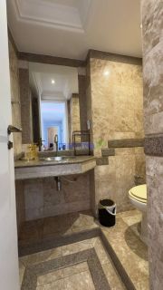 Apartamento à venda no Condomínio Biarritz