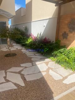 CASA DUPLEX À VENDA – CONDOMÍNIO MORADA DO LAGO