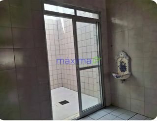 VENDE-SE CASA AMPLA COM ENERGIA SOLAR