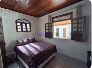 VENDE-SE CASA AMPLA COM ENERGIA SOLAR